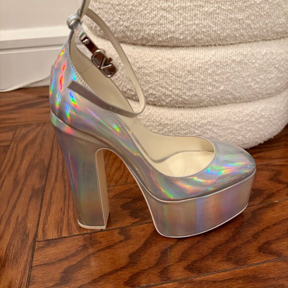 Tan-go 155 Metallic Leather Platform Pumps In Iridescent Silver - Picture 7 of 7